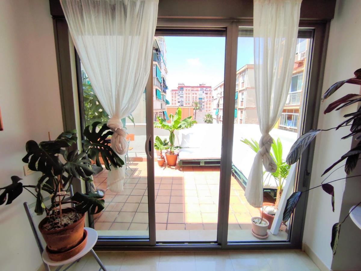Manuela Nogales Apartments! Малага Екстер'єр фото