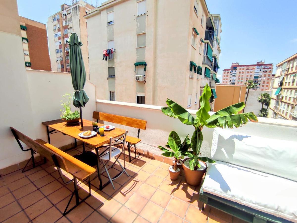 Manuela Nogales Apartments! Малага Екстер'єр фото