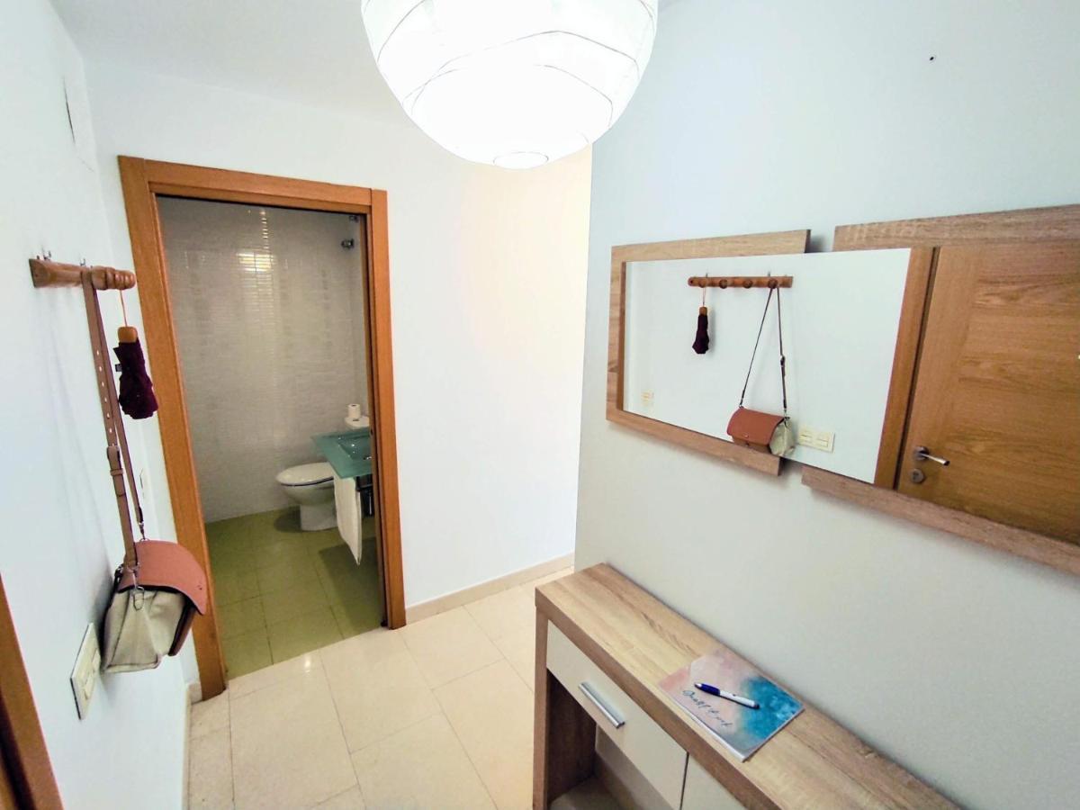 Manuela Nogales Apartments! Малага Екстер'єр фото