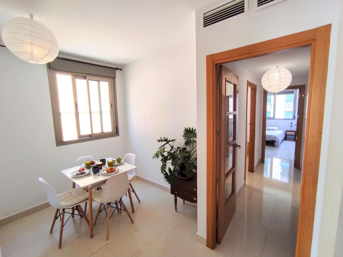 Manuela Nogales Apartments! Малага Екстер'єр фото
